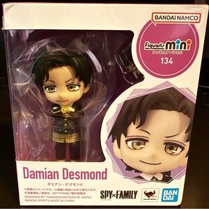 Bandai Namco Damian Desmond Figuarts Mini - Black and Gold